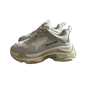 Balenciaga Triple S Sneaker Women’s Size 9 (Used)